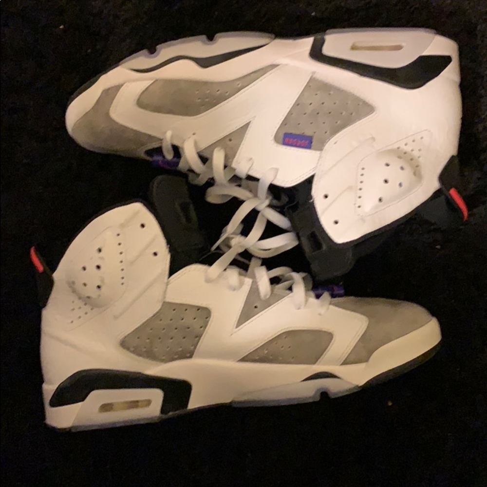 Air Jordan Retro 6 “Flint”